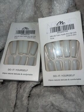 White Press-On False Nails - 24pcs (Set)